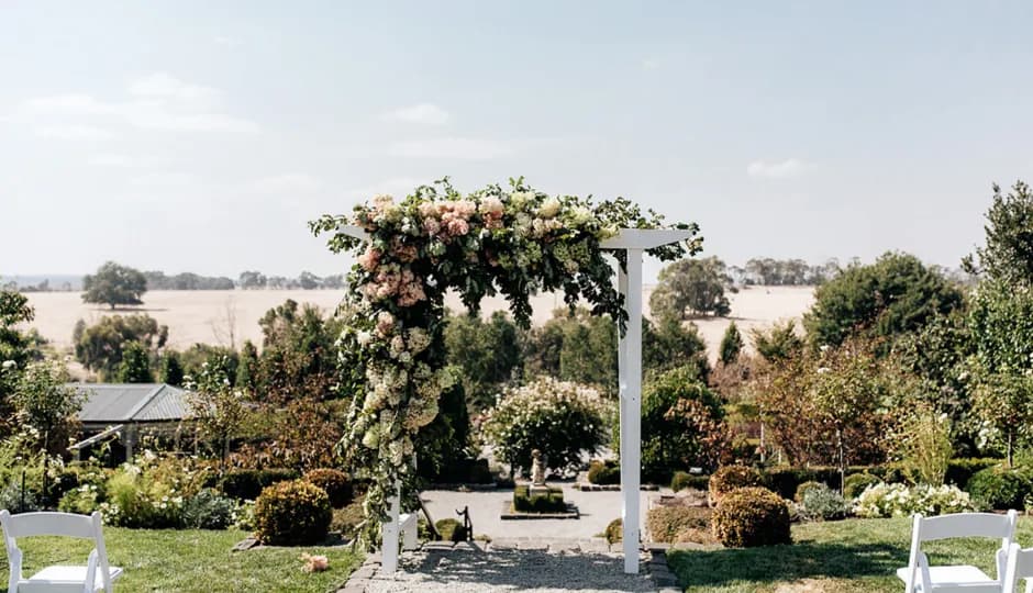 Wedding arches Narmbool