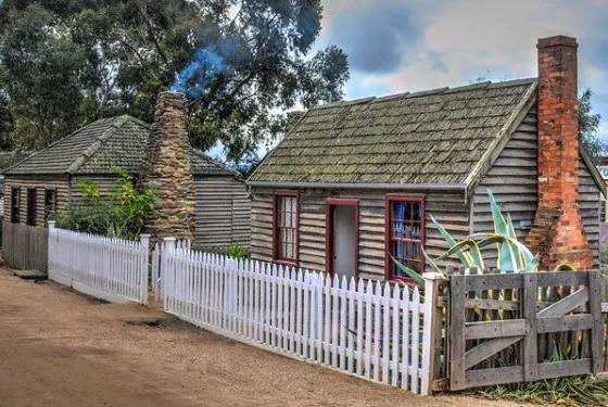 Sovereign Hill cottages